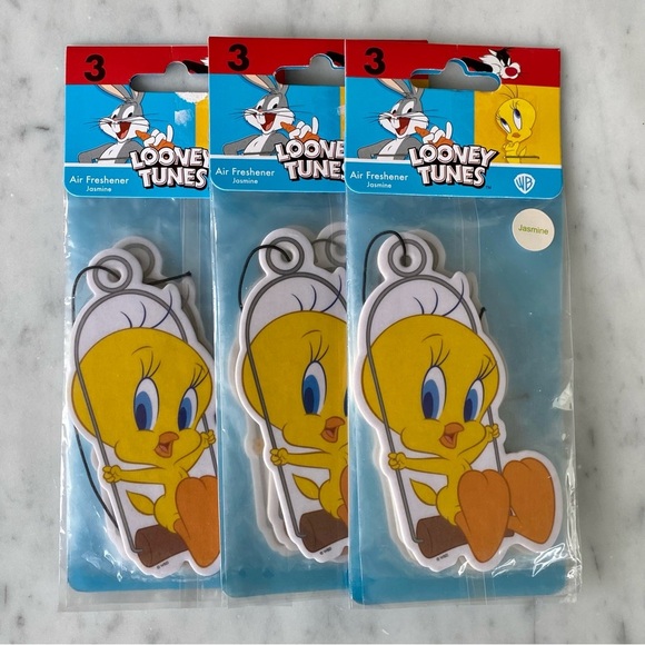 Warner Bros. Looney Tunes Tweety Jasmine Air Freshener - Picture 1 of 3